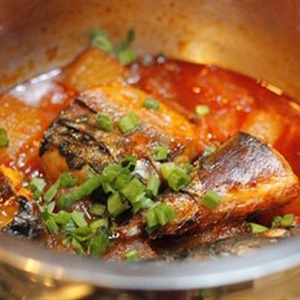 Cá nục kho kiểu Hàn