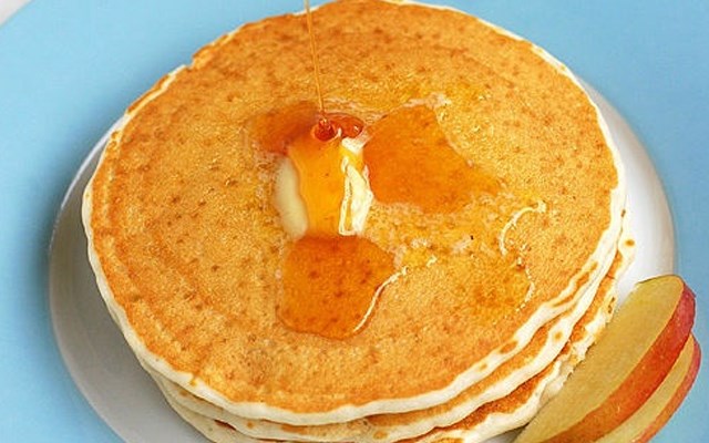 Cách làm bánh pancake xốp mềm  