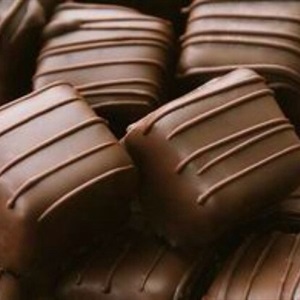Kẹo dừa bọc chocolate