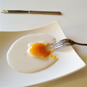 Pudding xoài hình trứng ốp la