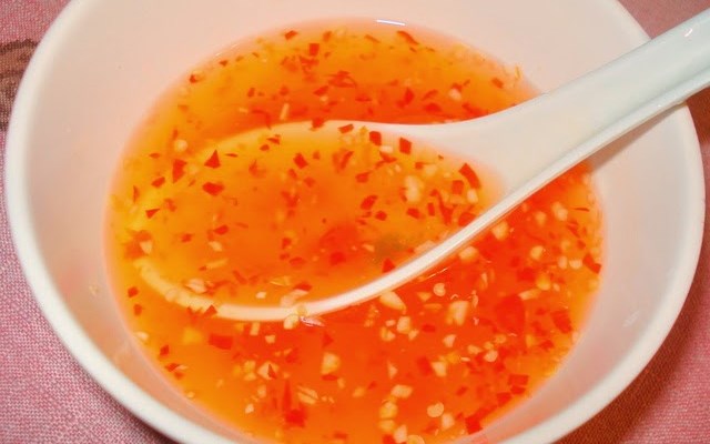 Cách làm nước mắm chua ngọt  