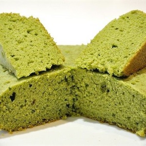 Bánh bông lan trà xanh bằng nồi cơm điện