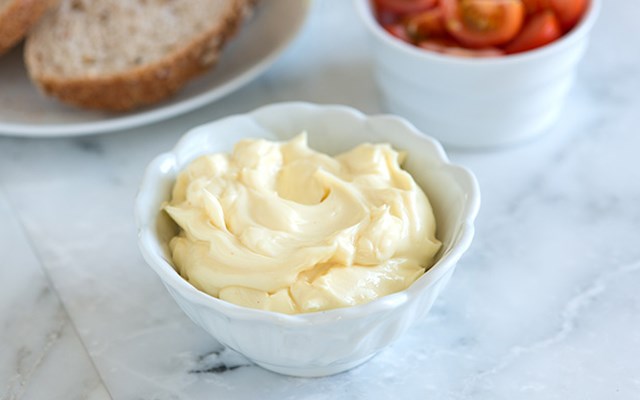 Cách làm sốt mayonnaise  