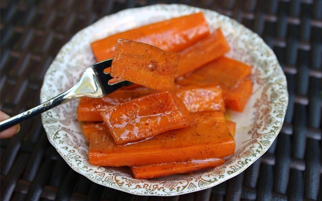Cách làm cà rốt nướng bơ đường nâu  