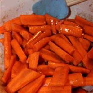Cà rốt nướng bơ đường nâu