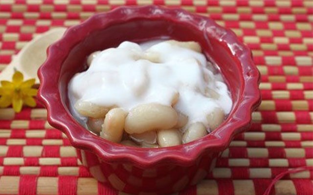 Cách làm chè đậu trắng nước cốt dừa  