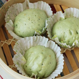 Bánh bông lan trà xanh