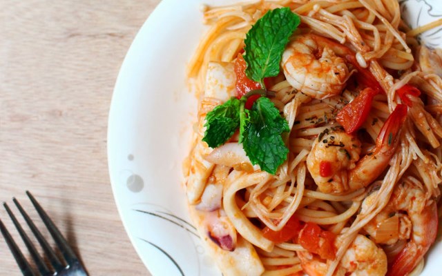 Cách làm spaghetti hải sản  