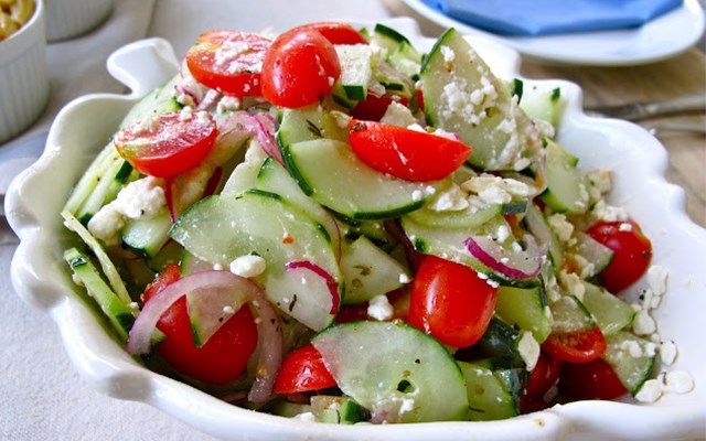 Cách làm salad cà chua dưa leo  