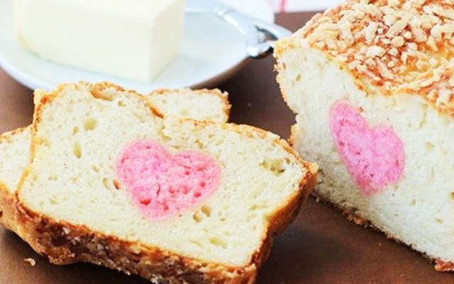 Cách làm bánh phô mai trái tim  