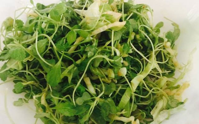 Cách làm salad rau trộn mù tạt vàng  