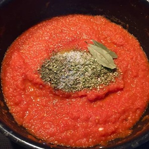 Sốt cà chua dùng cho mì Ý và pizza