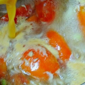 Canh cà chua trứng gà