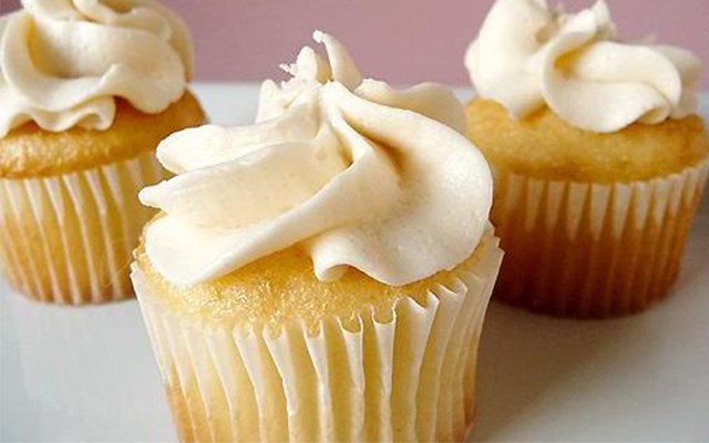 Cách làm vanilla cupcakes  