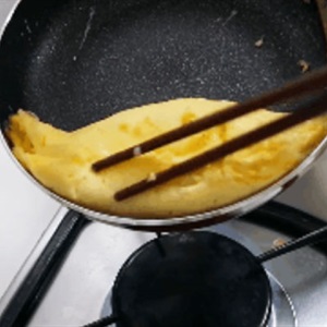 Trứng omelet phô mai
